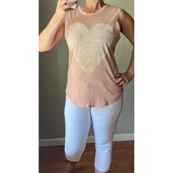 Ladies top by Alternative "Trust in the Lord with all your heart" size medium - Picture 2 of 8